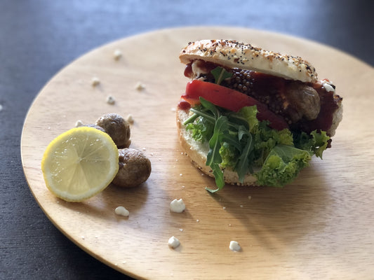 醸豆 テンペストのヴィーガンソーセージで作るサンドイッチ